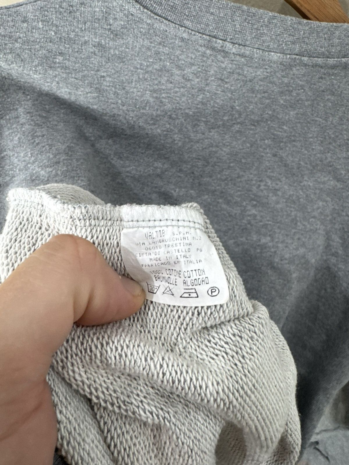 Valentino Vintage Valentino Kids Garavani Sweatshirt Crewneck Size US XS / EU 42 / 0 - 4 Thumbnail