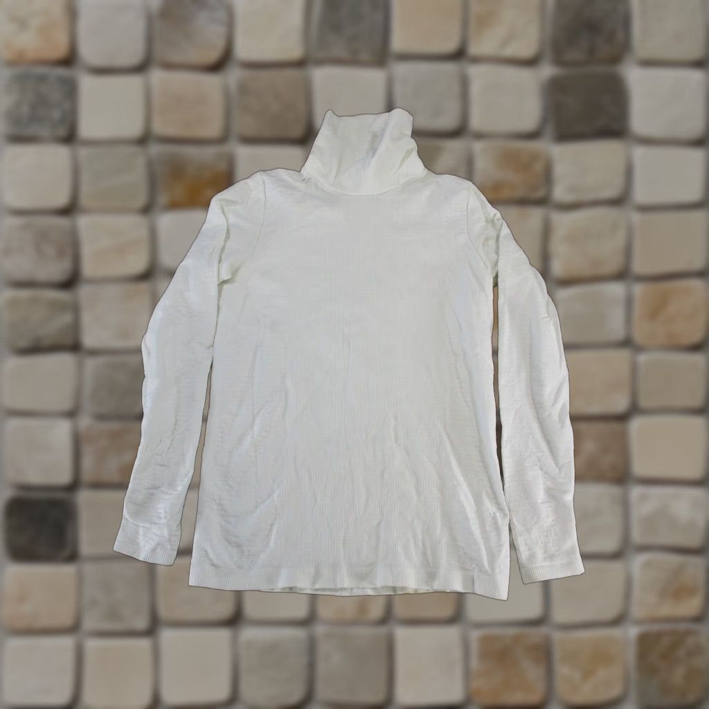Athleta VINTAGE Athleta Sweater Women's Medium Pullover Knit Long Sleeve Mock Neck White Casual Size M / US 6-8 / IT 42-44 - 1 Thumbnail
