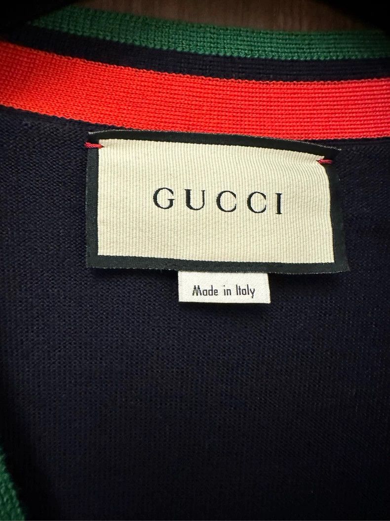 Gucci Gucci College-style V-neck sweater knitted cardigan sweate Size US M / EU 48-50 / 2 - 2 Thumbnail