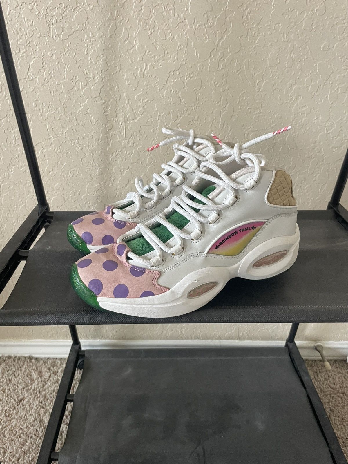 Reebok Reebok Question Mid Candyland Size US 10 / EU 43 - 6 Thumbnail