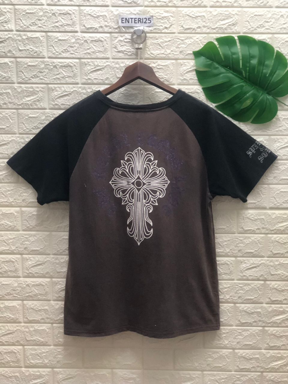 Bullet Noise BULLET NOISE Back Hit Printed chrome heart inspired Size US L / EU 52-54 / 3 - 1 Thumbnail