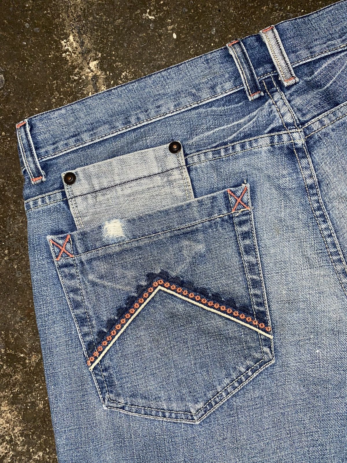 Armani Exchange Armani Exchange Denim Blue Jeans Pants Made USA Distressed Size US 36 / EU 52 - 4 Thumbnail