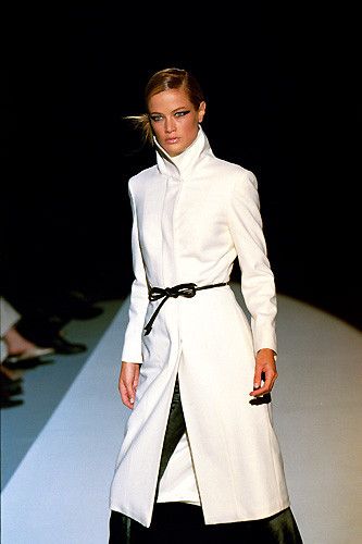Gucci F/W 1999 RUNWAY LEATHER BELTED COAT Size XS / US 0-2 / IT 36-38 - 1 Thumbnail