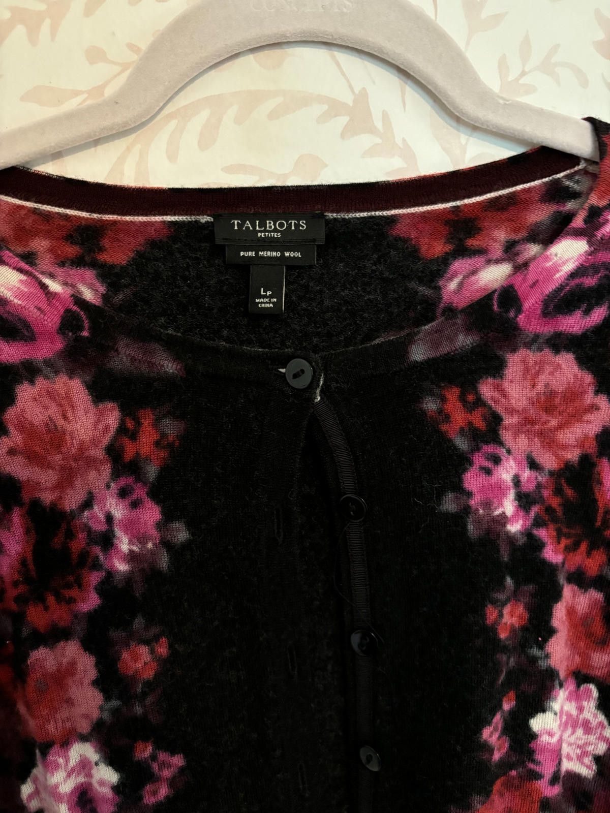 Designer 100% Merino Wool Talbots Women's Floral Cardigan Size L / US 10 / IT 46 - 2 Thumbnail