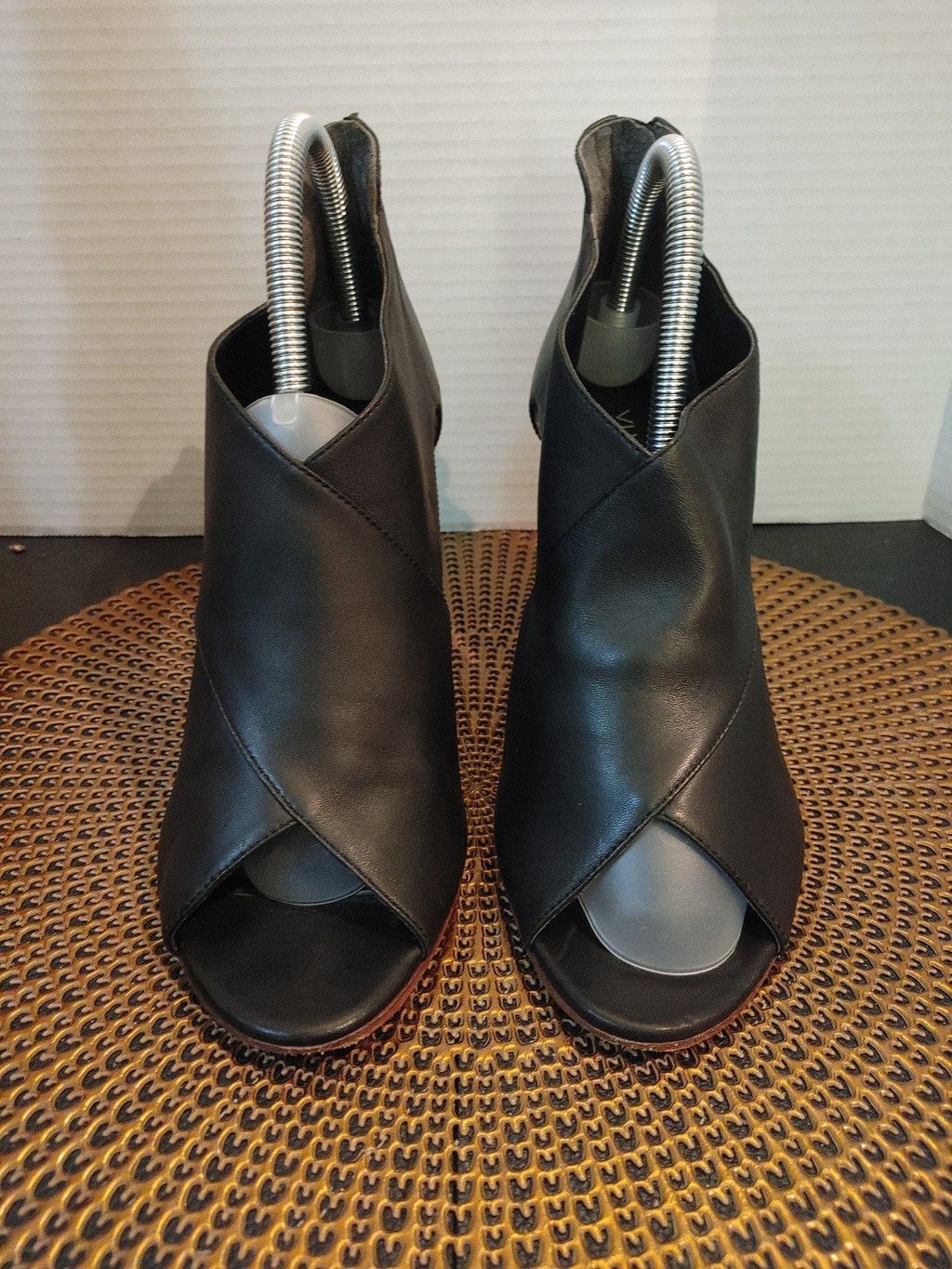 Other Via Spiga Peep Toe Heels Size 9M Size US 9 / IT 39 - 2 Thumbnail