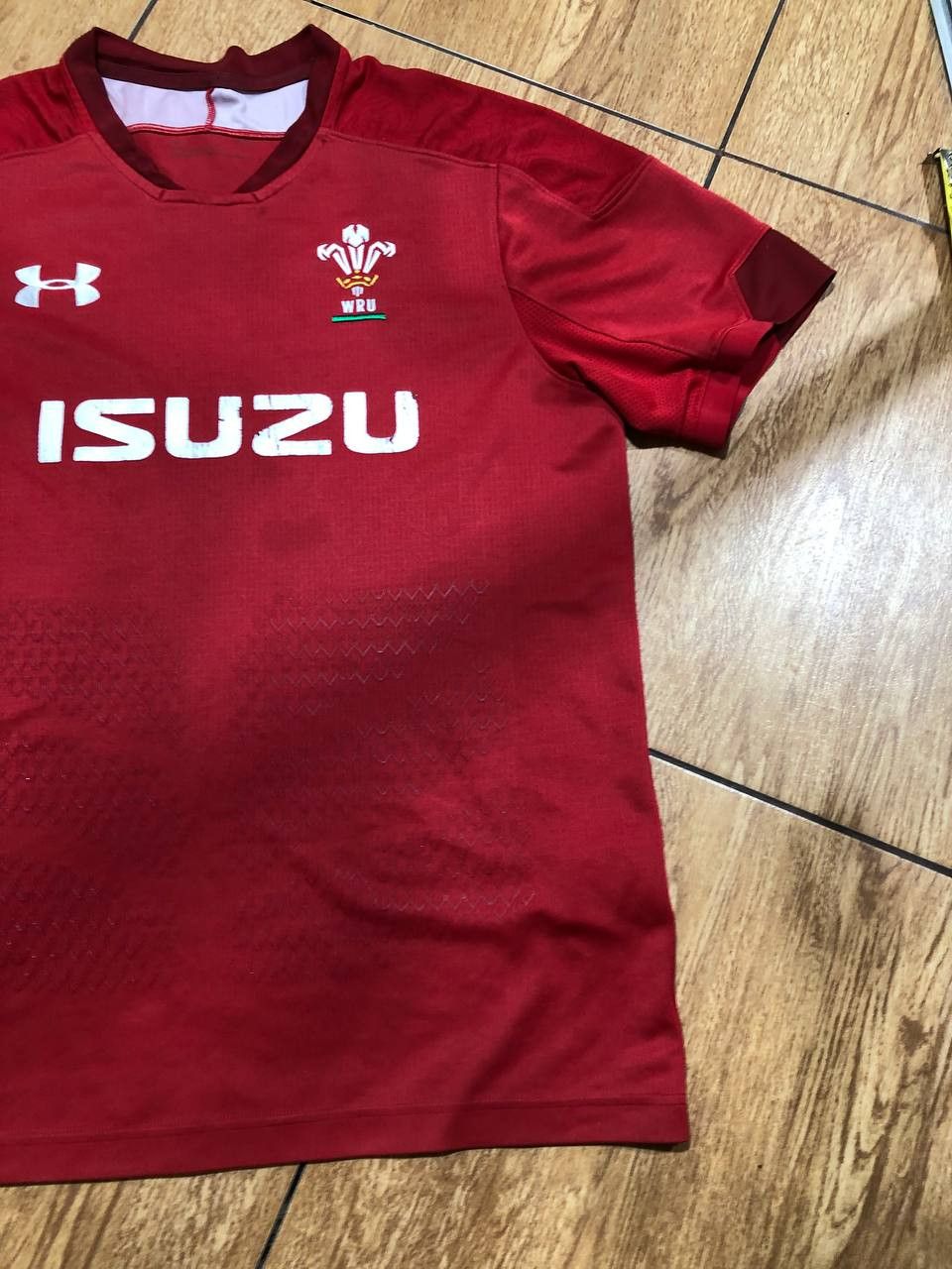 Under Armour Vintage UNDER ARMOUR Wales Home 2019 Shirt Rugby Jersey Size US XL / EU 56 / 4 - 7 Thumbnail