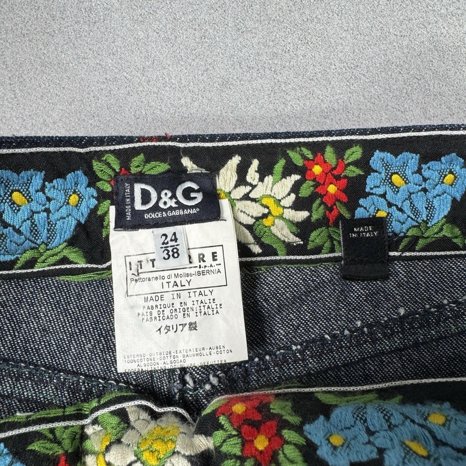 Dolce & Gabbana D&G Dolce & Gabbana Rare Bavarian German Style Jeans 24/38 Size 24" / US 00 / IT 34 - 4 Thumbnail