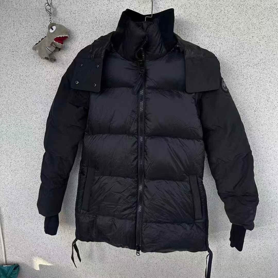 Canada Goose Canada Goose Black Logo Down Jacket XS Size XS / US 0-2 / IT 36-38 - 1 Thumbnail