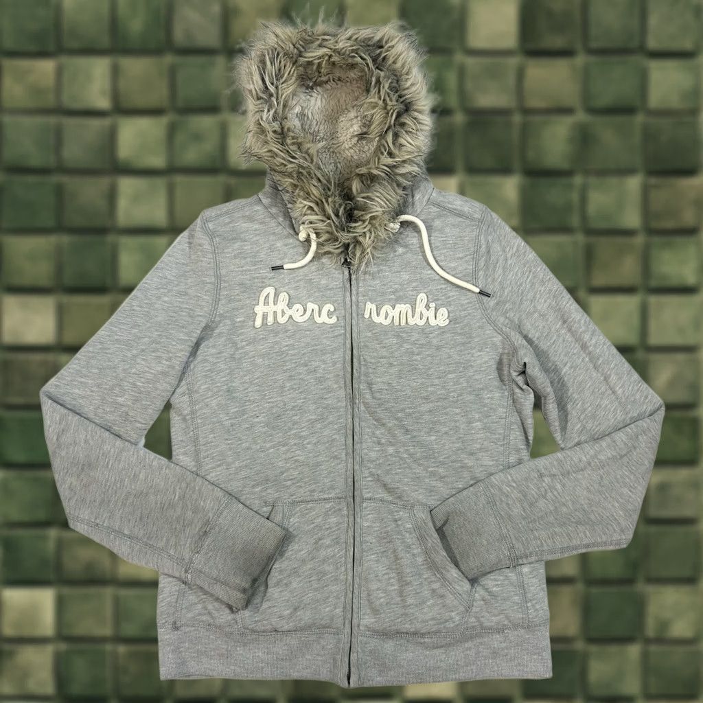 Abercrombie & Fitch Japanese 2000s Faux fur hoodie Y2K Lgb