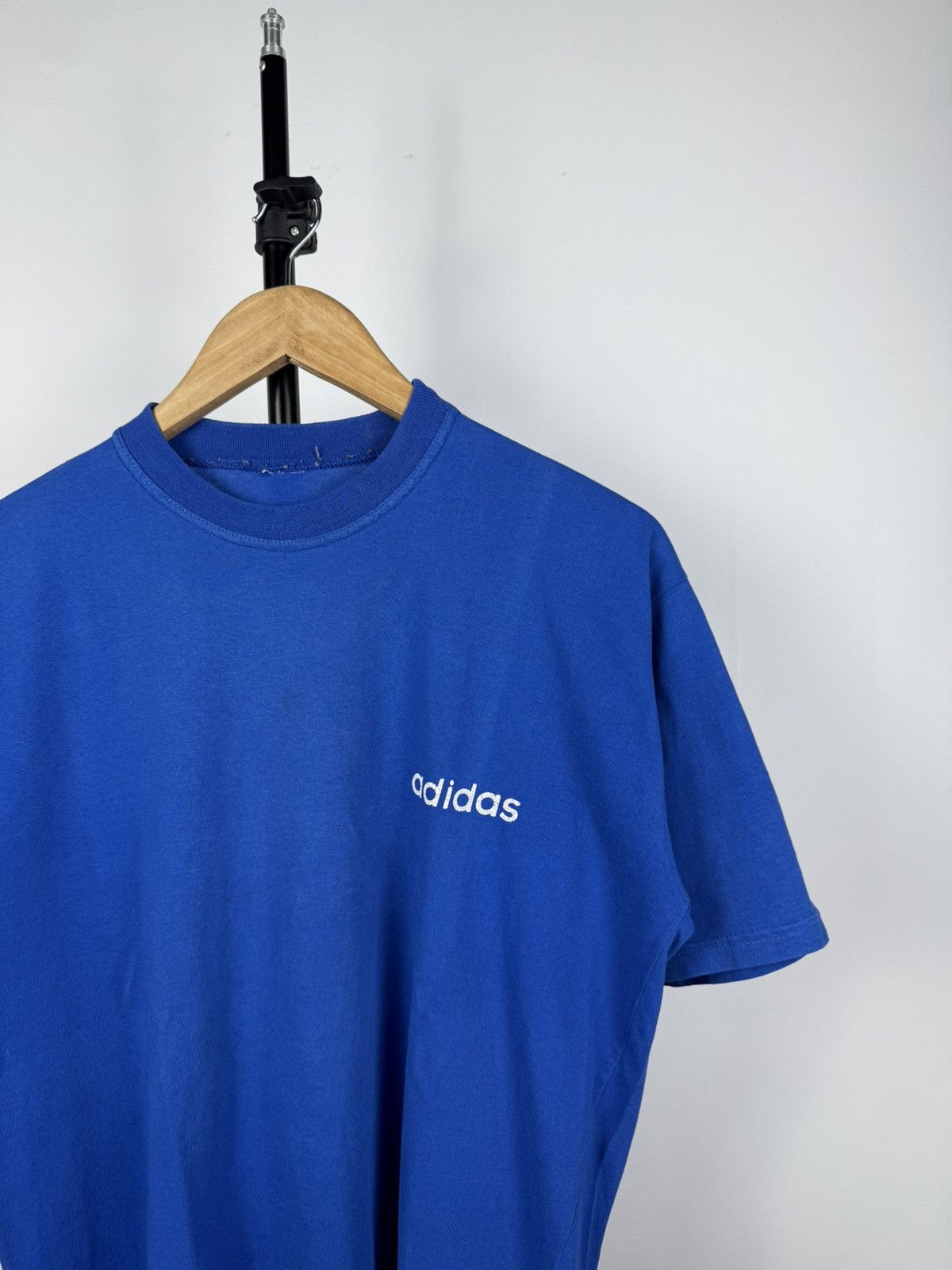 Adidas × Vintage Vintage 90s faded Adidas Retro y2k logo T shirt Size US L / EU 52-54 / 3 - 2 Thumbnail