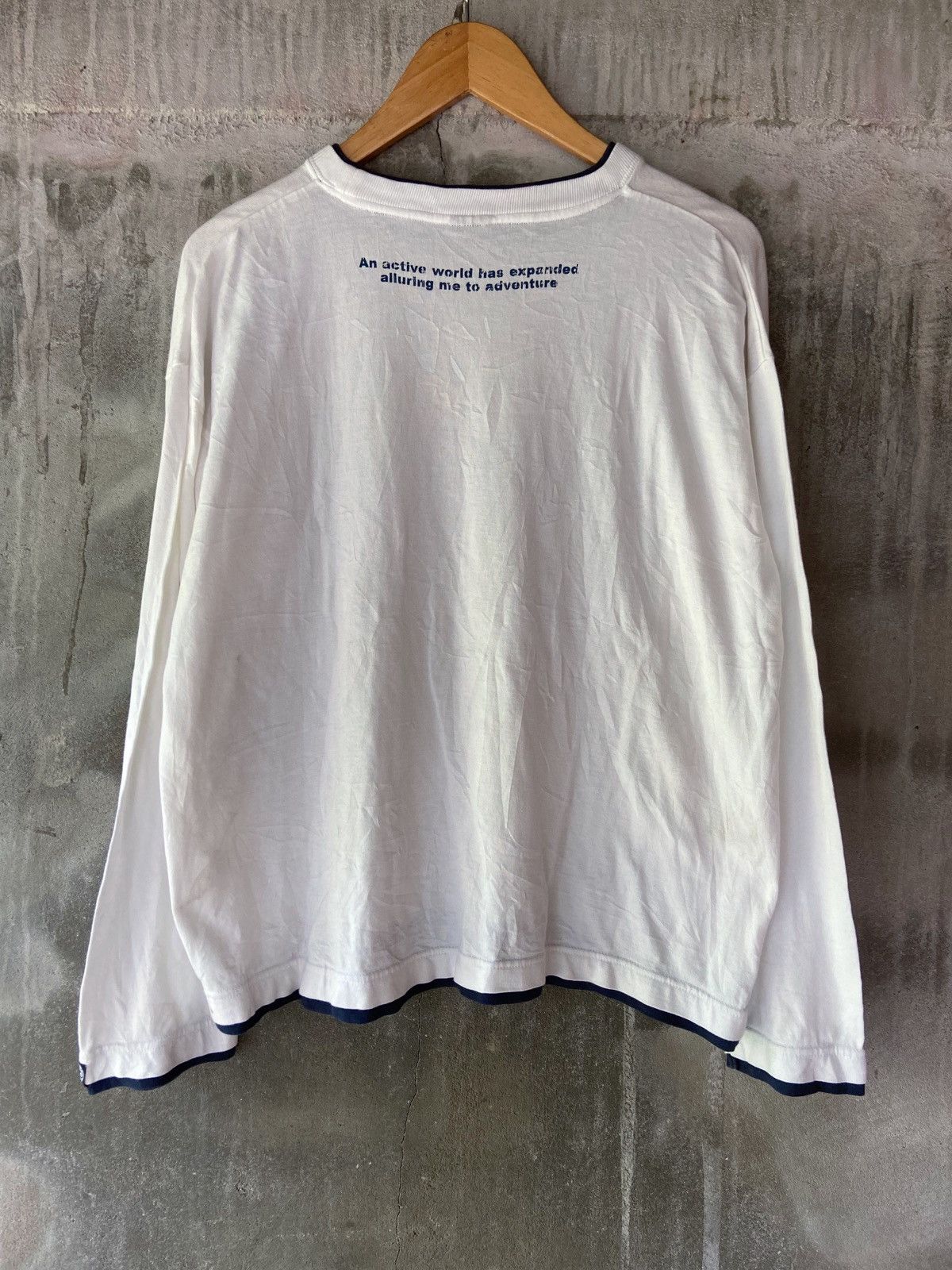 Japanese Brand WORLD HAS EXPANDED ALLURING ME TO ADVENTURE LONG SLEEVE Size US M / EU 48-50 / 2 - 2 Thumbnail
