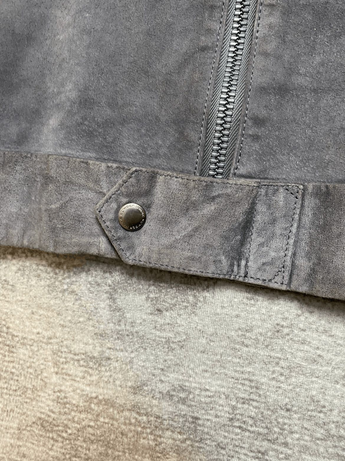 Number (N)ine Sz 2 Number Nine Suede Inside Silk Vest Size US M / EU 48-50 / 2 - 4 Thumbnail