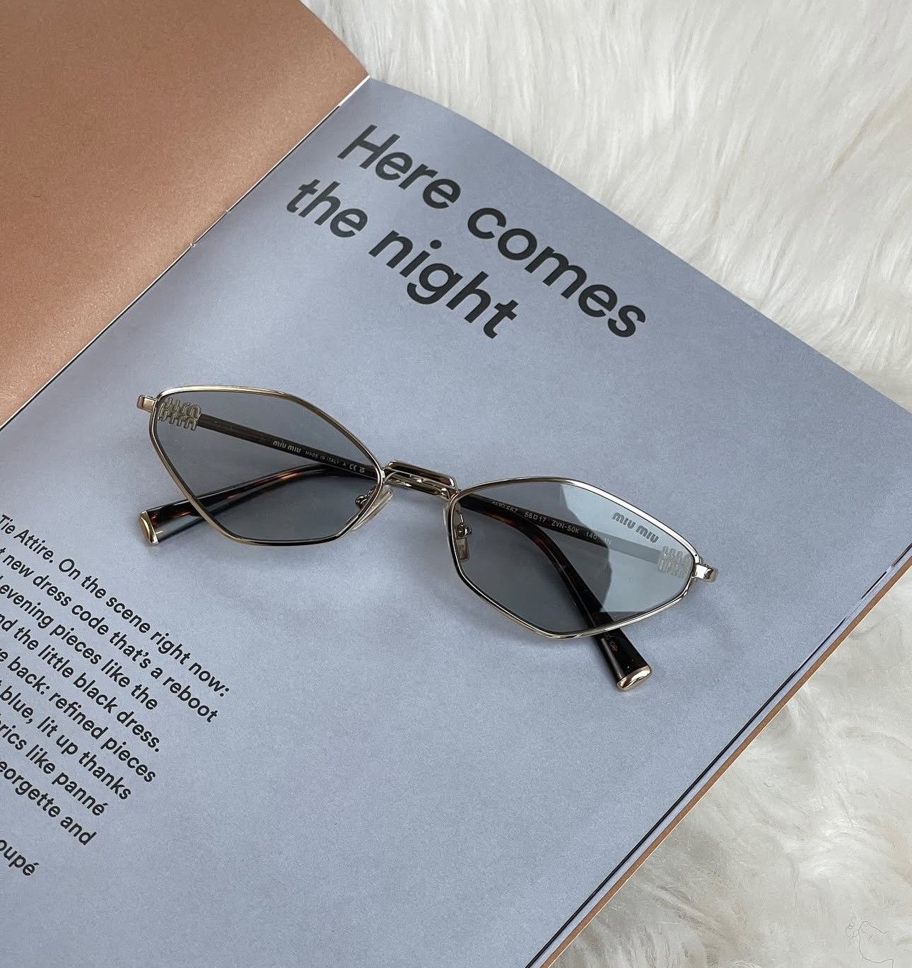 Miu Miu × Vintage NEW Miu Miu sunglasses SMU 56ZS ZVN-50K Size ONE SIZE - 2 Thumbnail