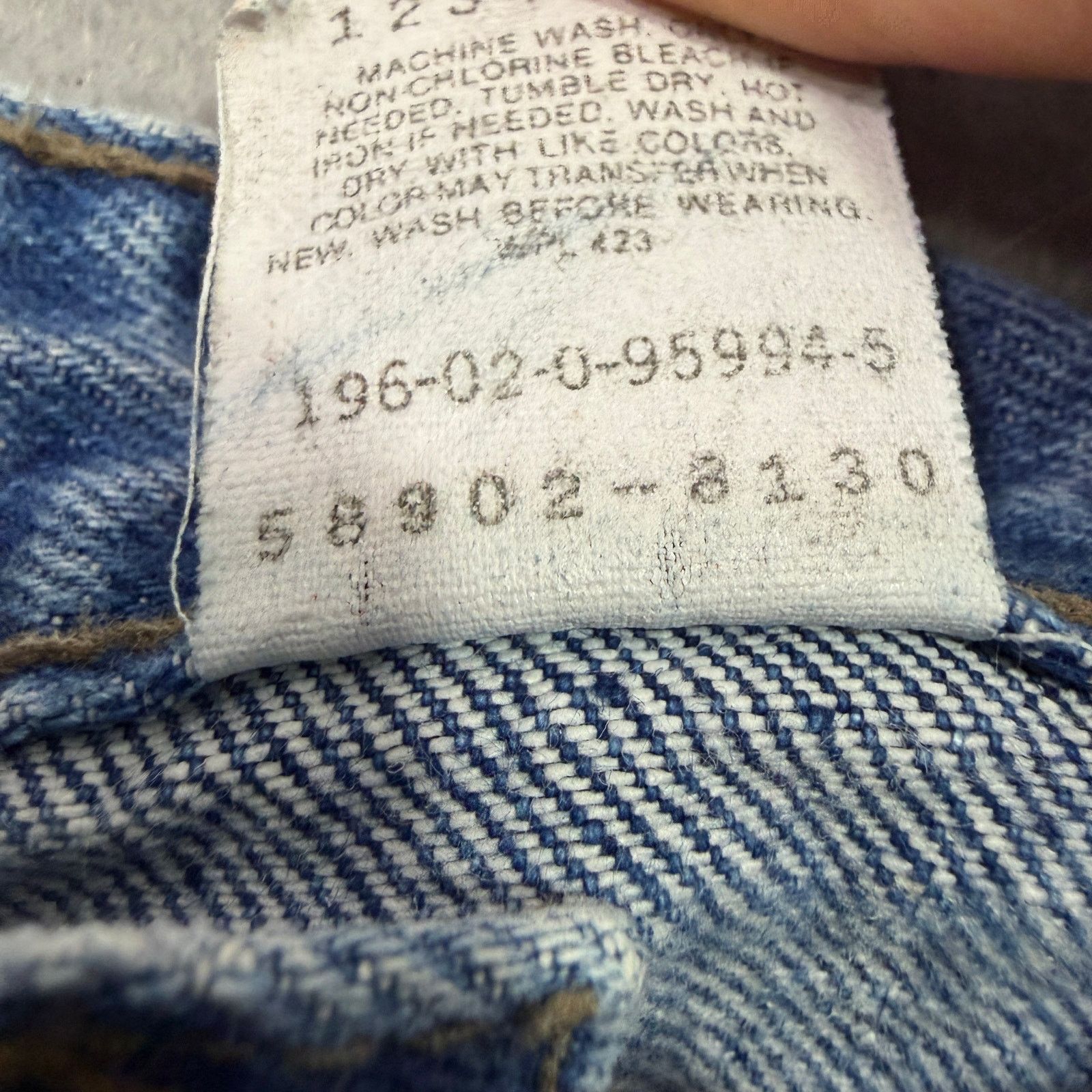 Vintage Vintage Levis 900 Jeans Women's 7 (24x33) Blue Mom High Rise Size 24" / US 00 / IT 34 - 5 Thumbnail