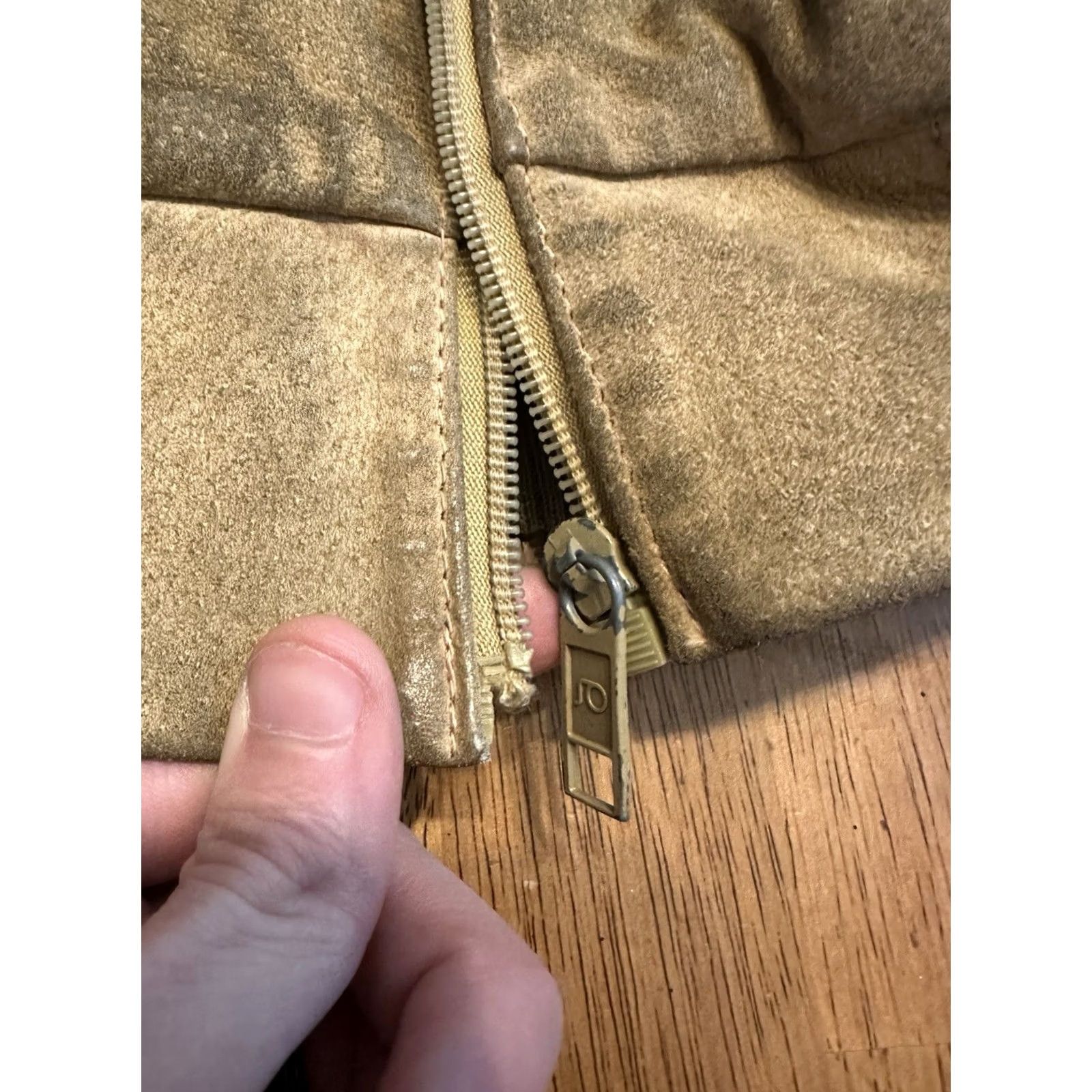 C&A VINTAGE C&A Pig Suede Leather Jacket Medium Broken Zipper Flannel Lined 80s Size US M / EU 48-50 / 2 - 2 Thumbnail