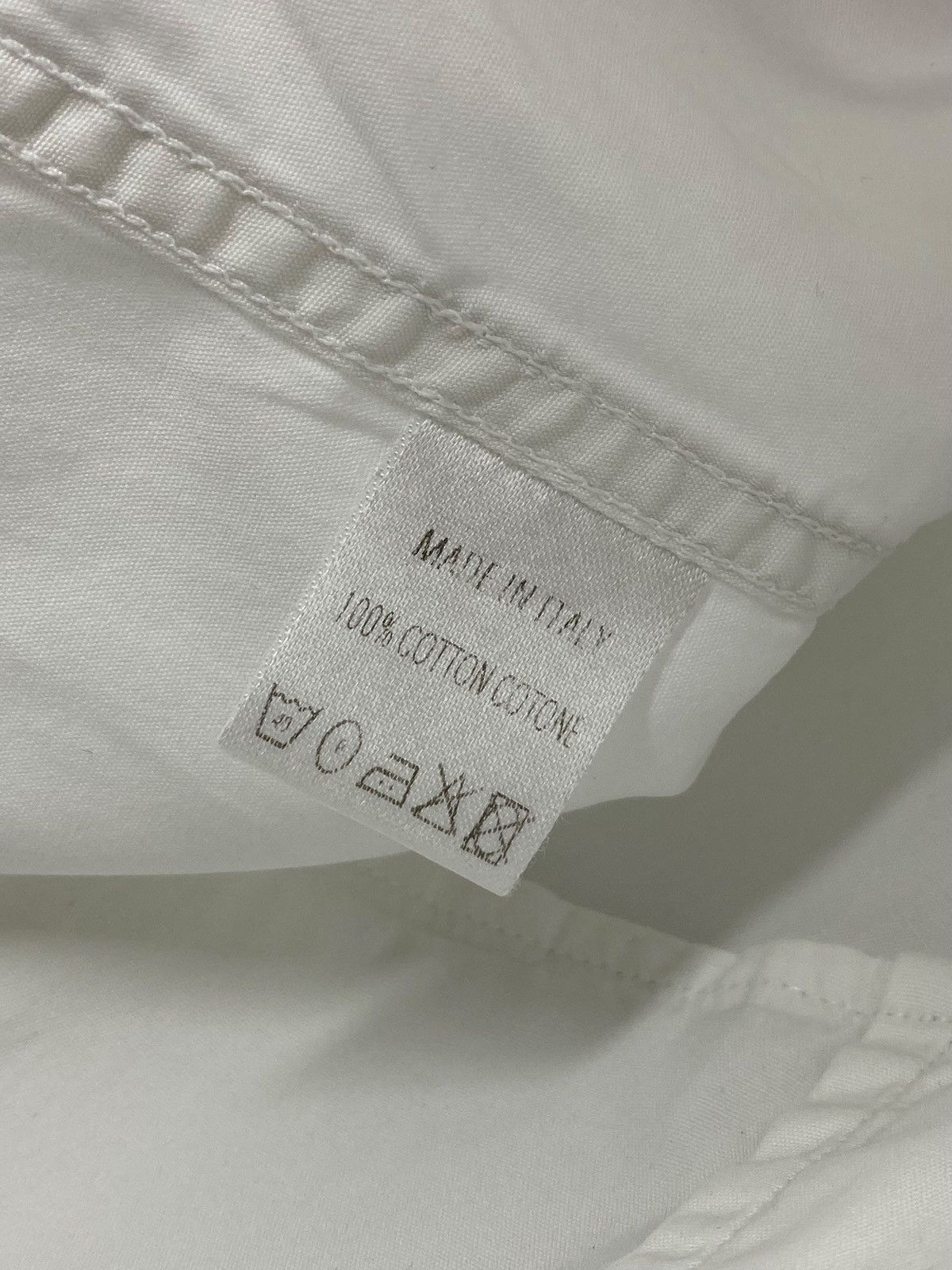 Gucci Vintage Gucci White Button Up Dress Shirt Rare Size US M / EU 48-50 / 2 - 19 Thumbnail
