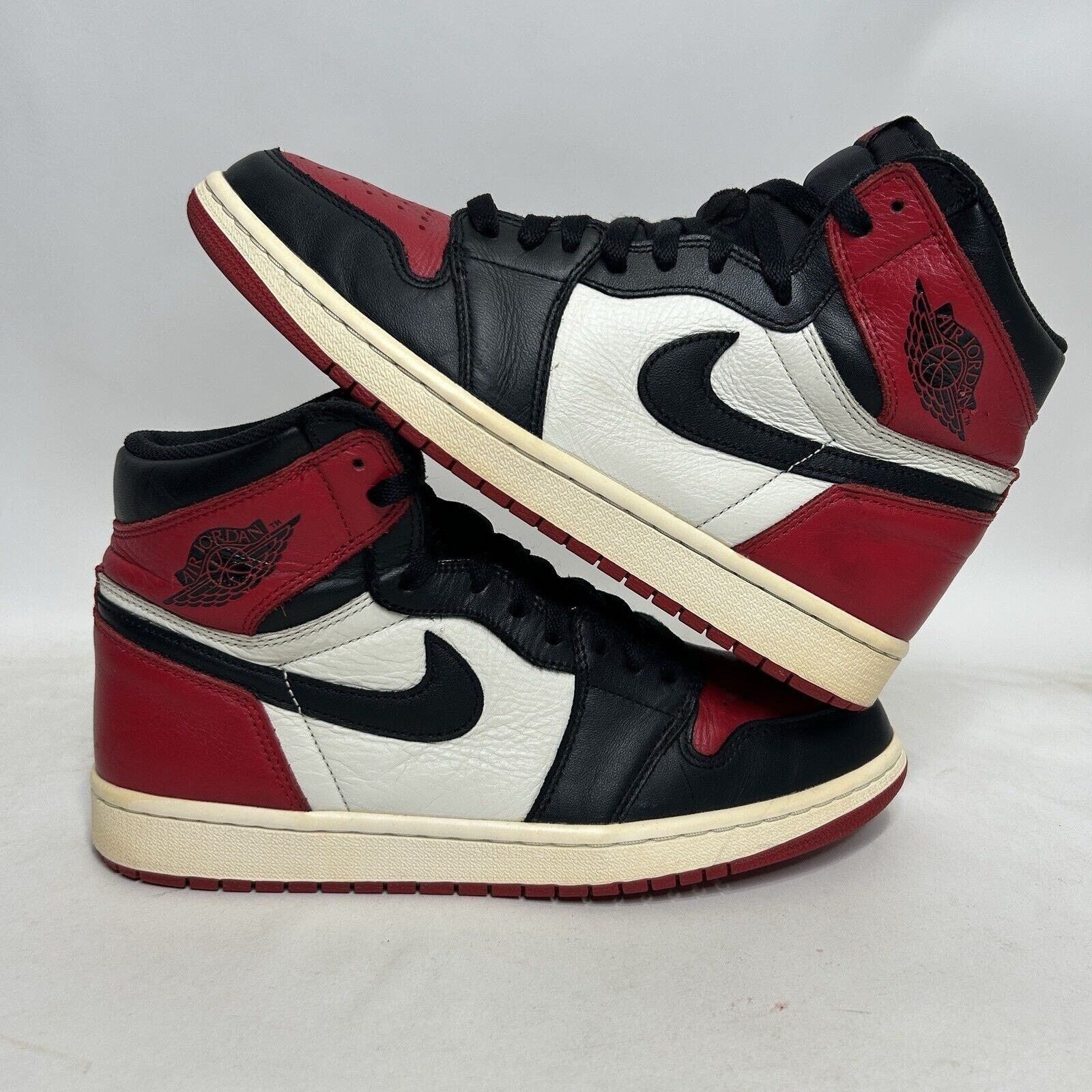 Jordan Brand Nike Shoes Air Jordan 1 Retro OG High “Bred Toe/Chicago” Size US 9.5 / EU 42-43 - 1 Thumbnail