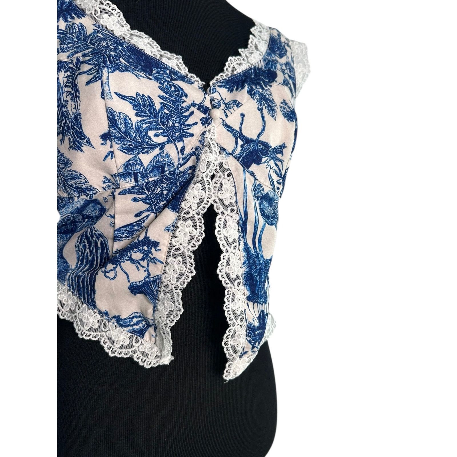 Shein Shein white blue sleeveless crop top bouse size M Size M / US 6-8 / IT 42-44 - 10 Thumbnail