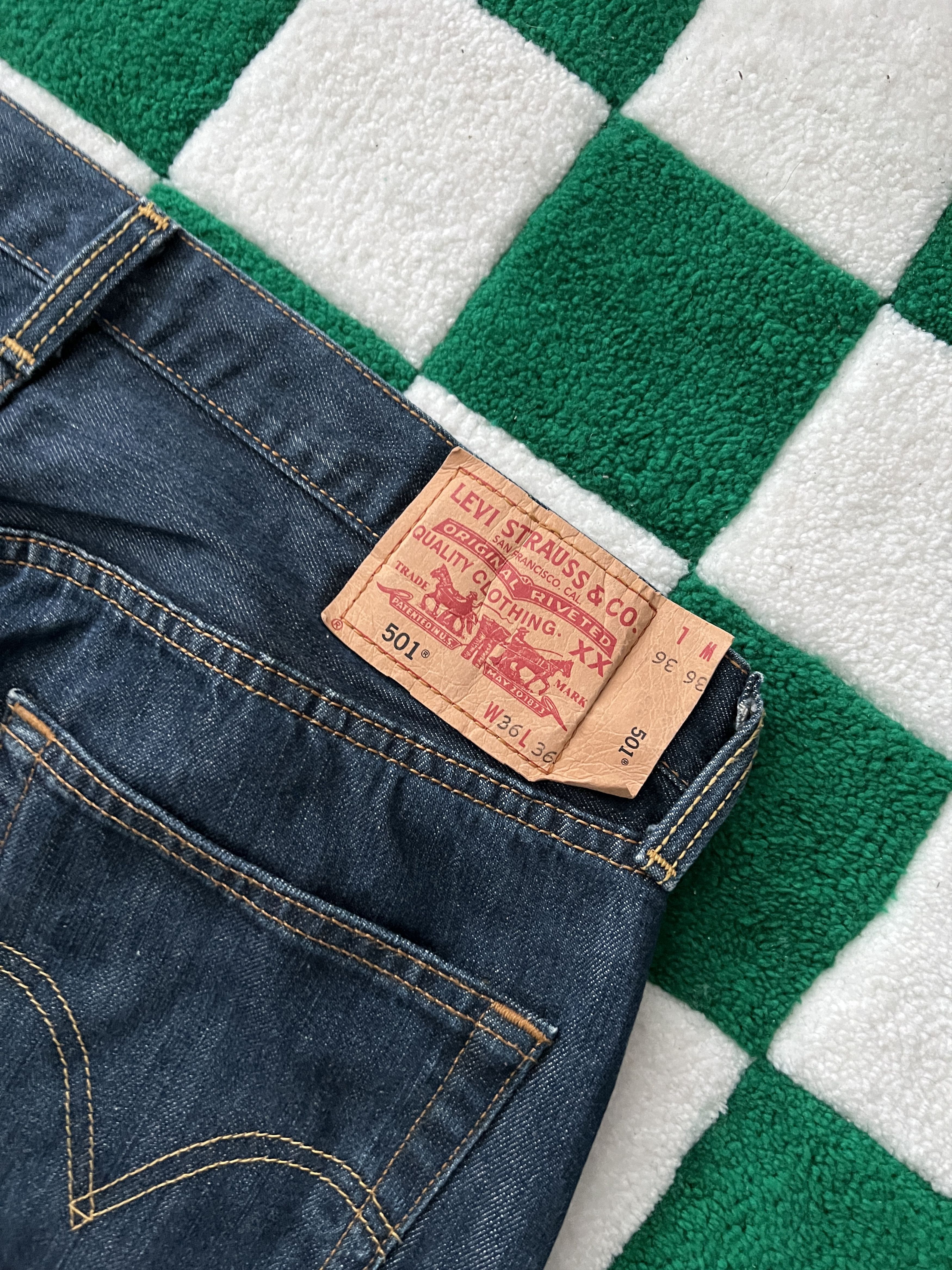 Levi's Vintage 2000s Levis 501 Denim Jeans Size US 36 / EU 52 - 4 Thumbnail