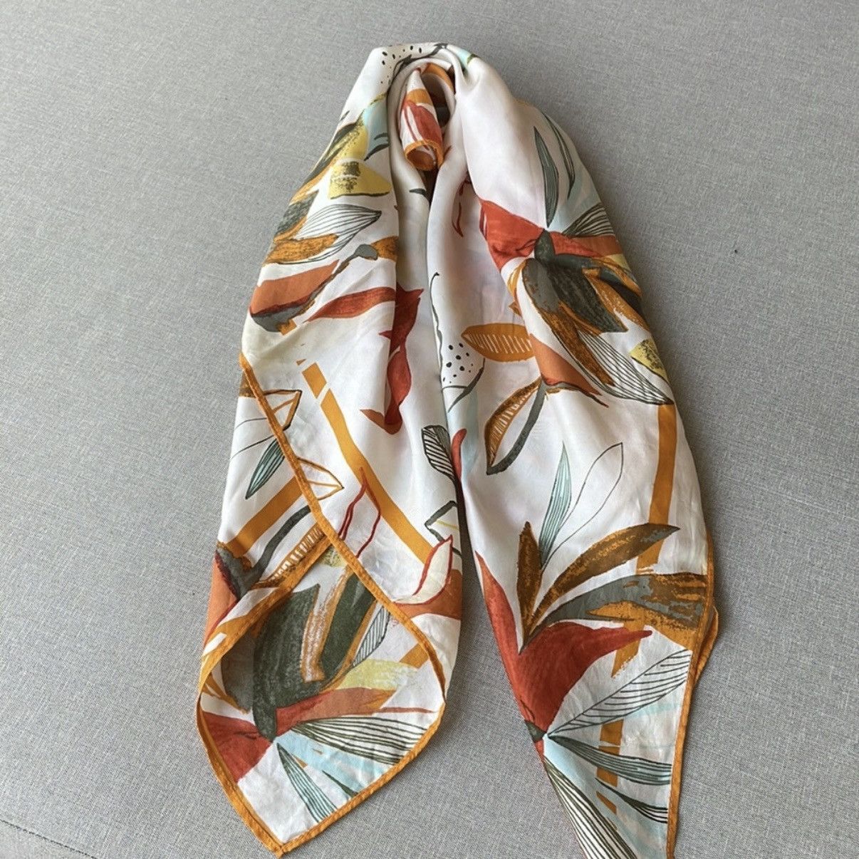 Other Target Floral scarf Size ONE SIZE - 5 Thumbnail