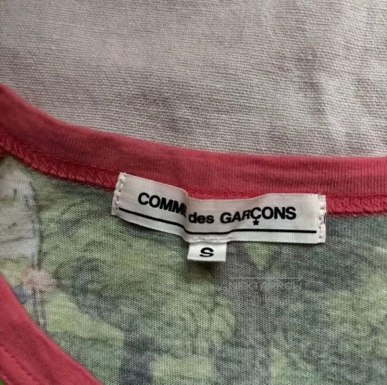 Comme des Garcons Comme des Garçons Long Sleeve Graphic Top . Size US M / EU 48-50 / 2 - 4 Thumbnail