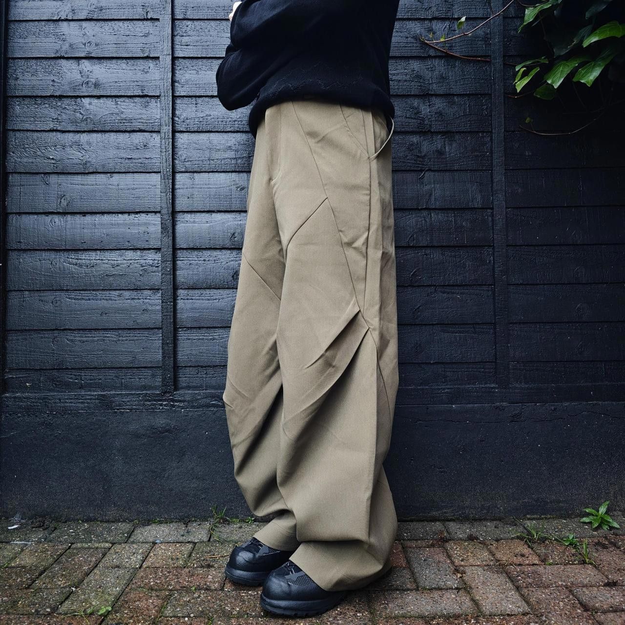 Other Khaki Pleated Baggy Trousers Size US 32 / EU 48 - 2 Thumbnail