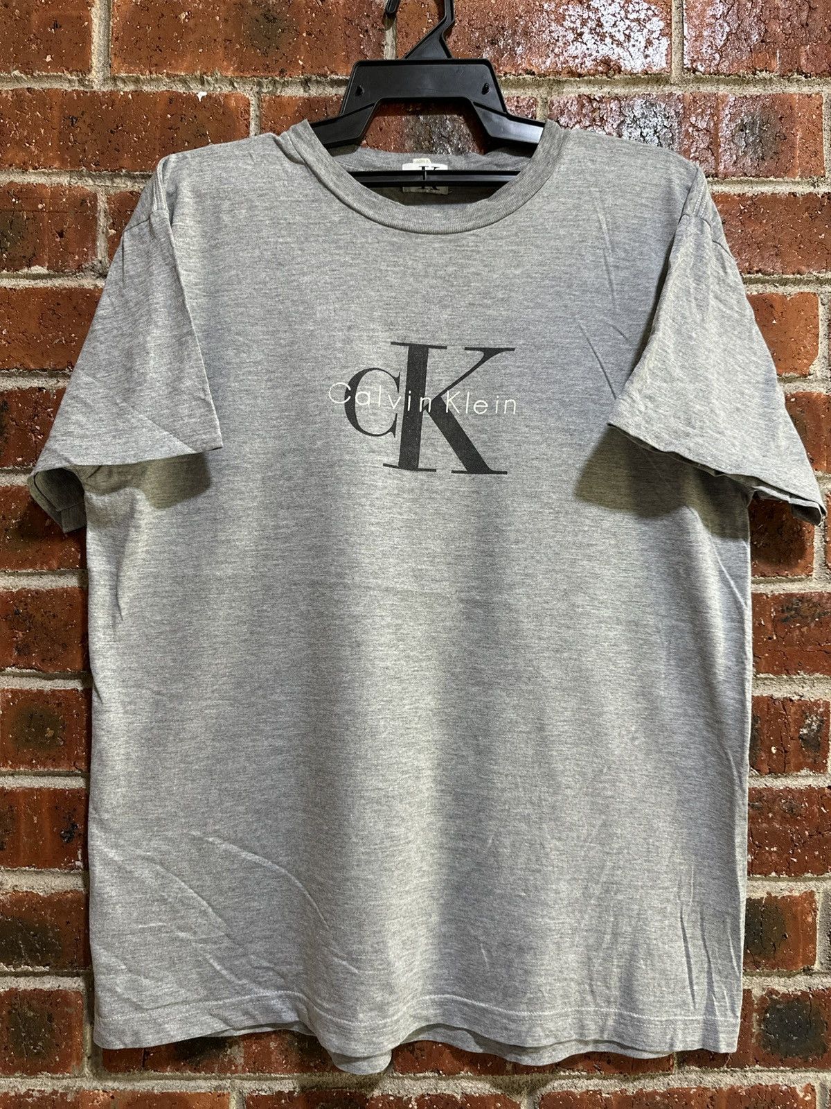 Calvin Klein Vintage Calvin Klein Faded Tee Size US L / EU 52-54 / 3 - 1 Thumbnail