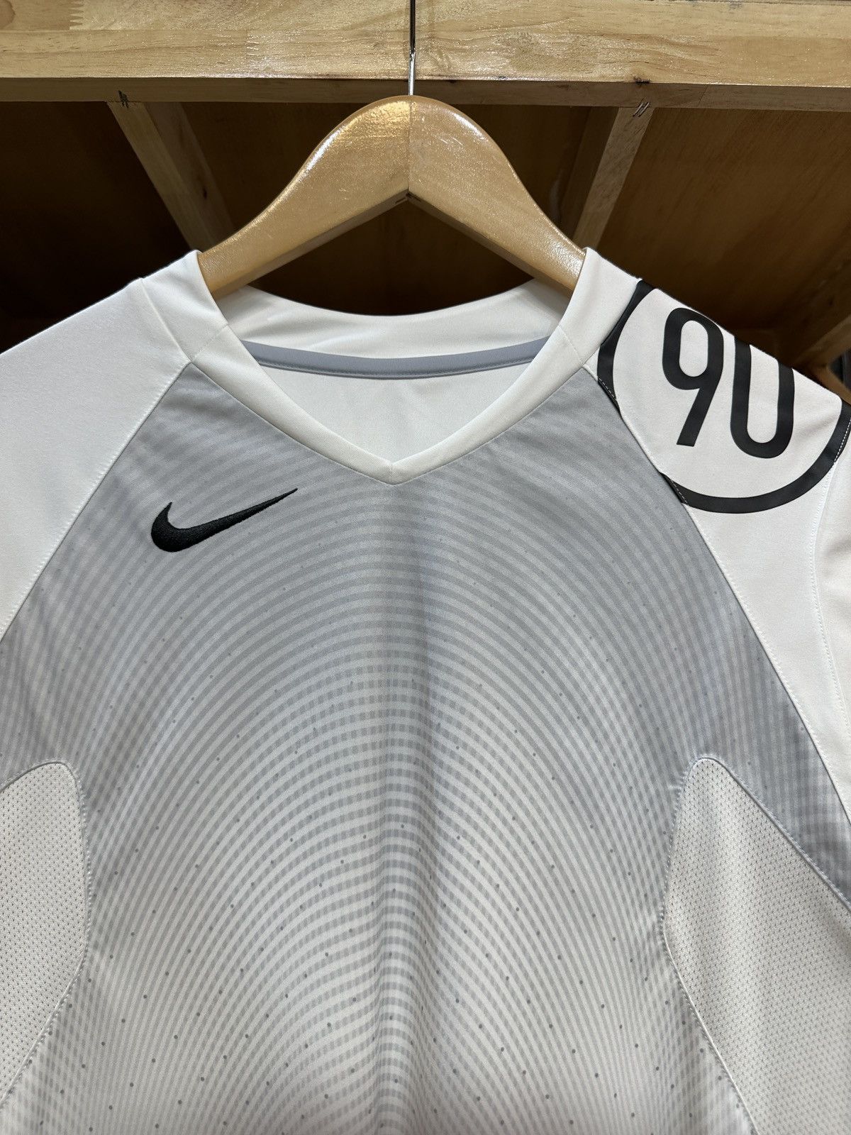 Nike Vintage Nike Total 90 00's Training Jersey Size US M / EU 48-50 / 2 - 3 Thumbnail