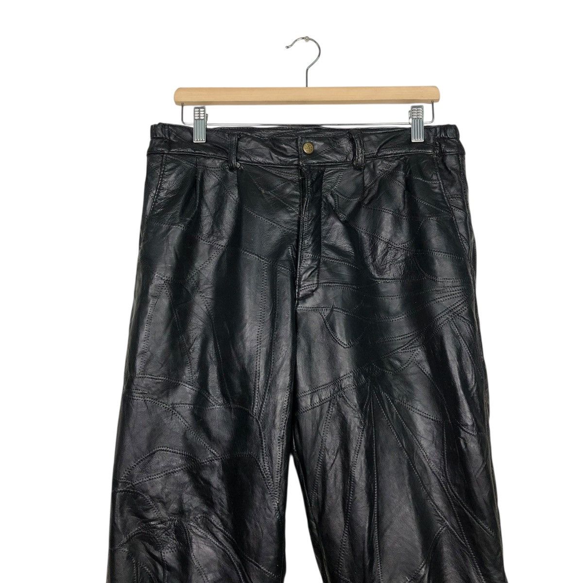 Japanese Brand 🔥RICH BLACK VINTAGE BIKER LEATHER PANTS UNBRAND ISSEY MIYAKE Size US 32 / EU 48 - 6 Thumbnail