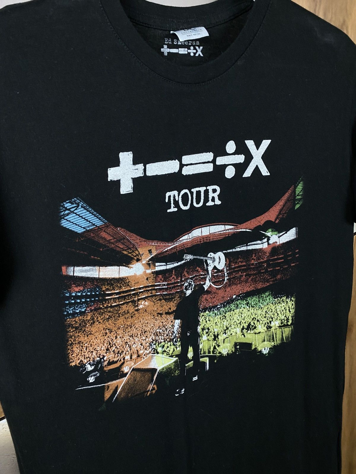 Band Tees 🎸Vintage T-Shirt Ed Sheeran The Mathematics Tour Tee🎸 Size US M / EU 48-50 / 2 - 3 Thumbnail