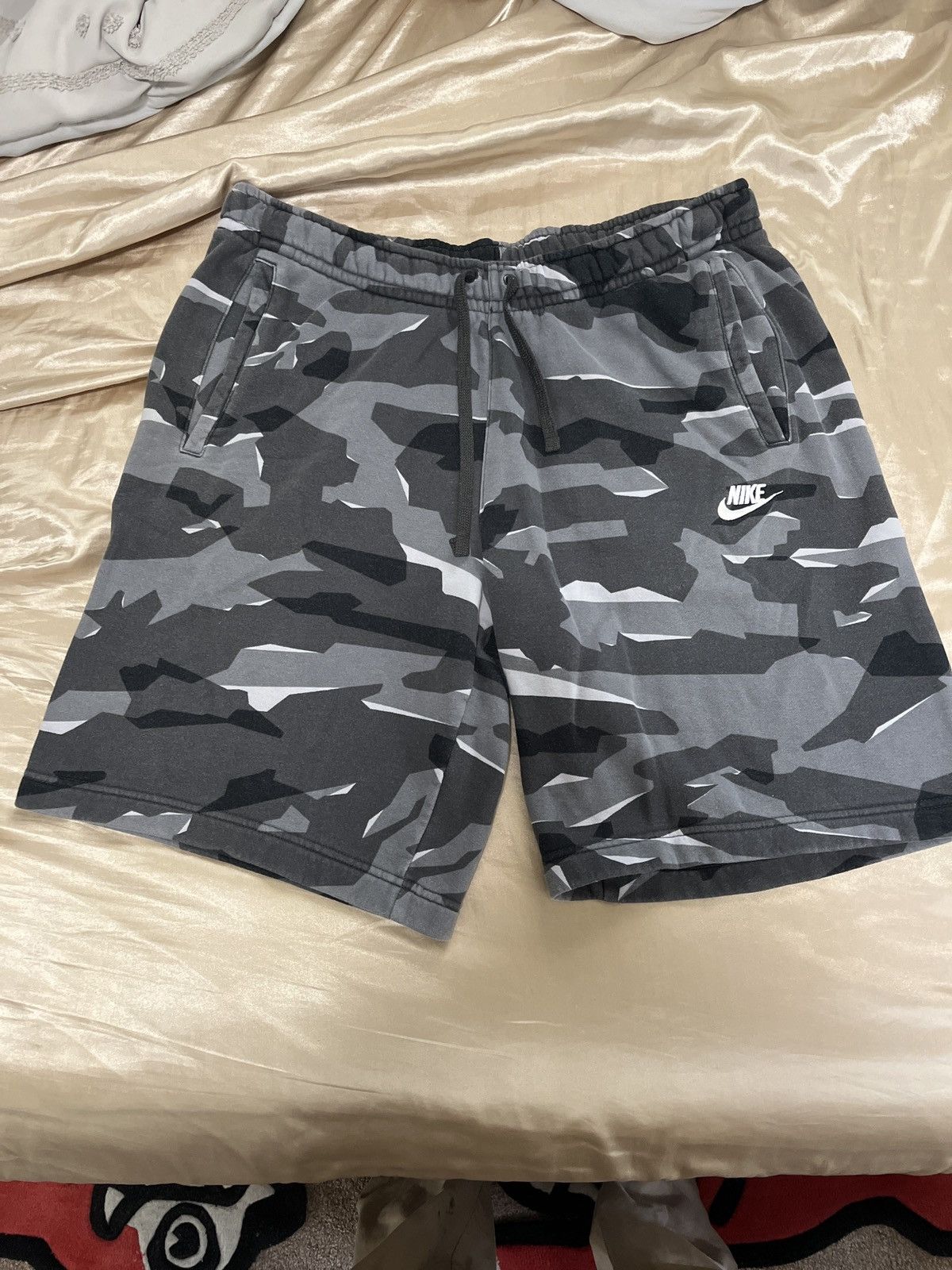 Nike camo sweat shorts hot sale