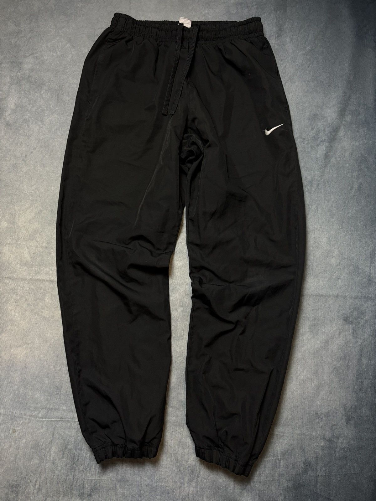 Nike Nike Black Track Pants Joggers Swoosh Logo – Größe L Size US 40 / EU 56 - 1 Thumbnail