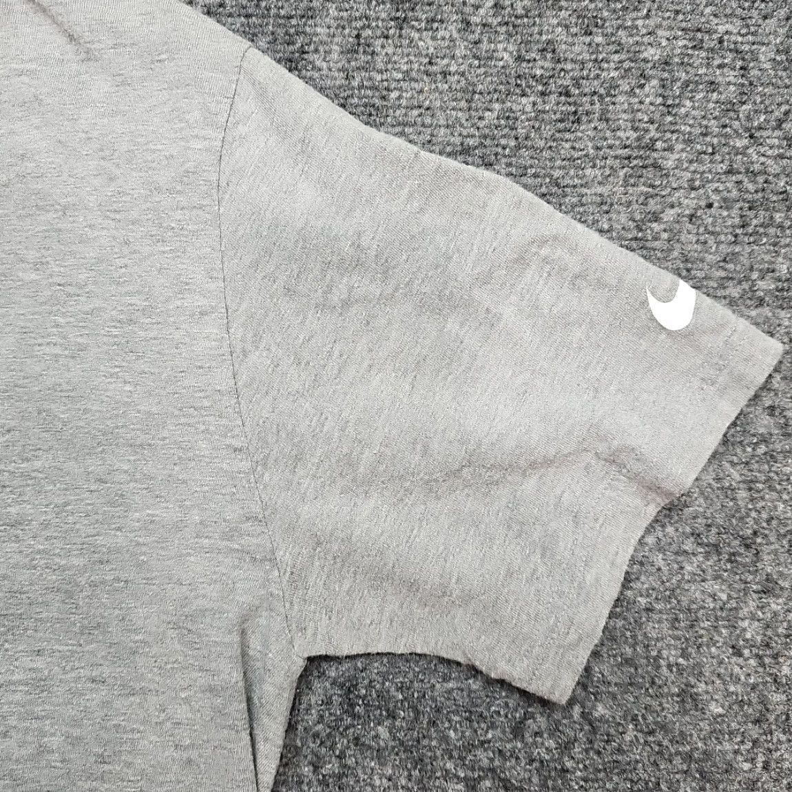 Nike Nike Tee Collage Arch T-shirt Men Large Grey Athletic Cut Street Shirt Size US L / EU 52-54 / 3 - 3 Thumbnail
