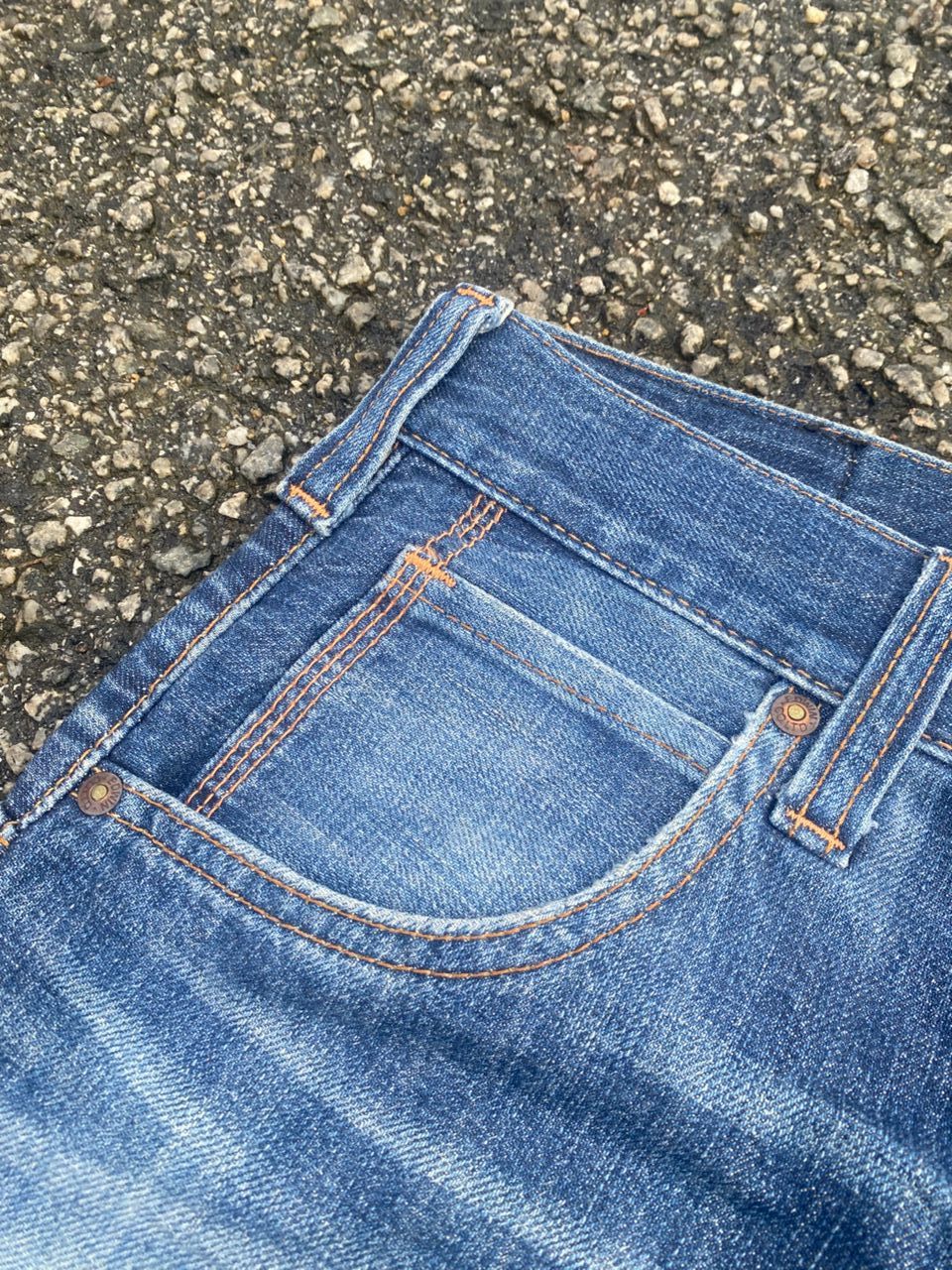 Edwin VINTAGE EDWIN EXCLUSIVE VINTAGE DISTRESSED DENIM Size US 30 / EU 46 - 12 Thumbnail