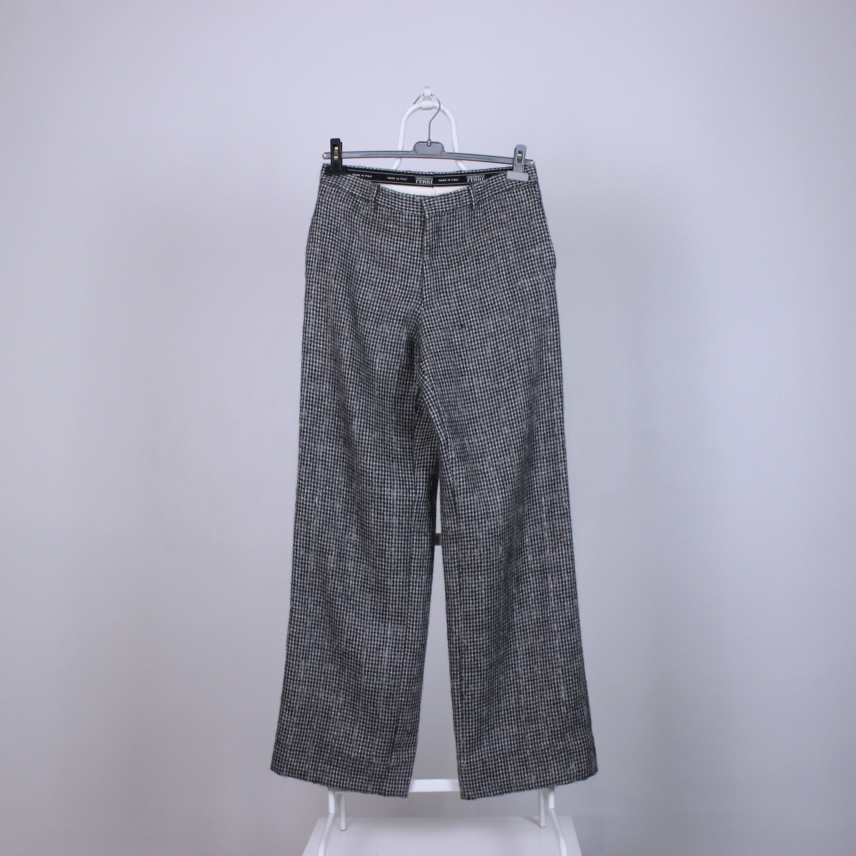 Gianfranco Ferre Gianfranco Ferre vintage alpaca Mohair wool 8 US gray Size 30" / US 8 / IT 44 - 1 Thumbnail