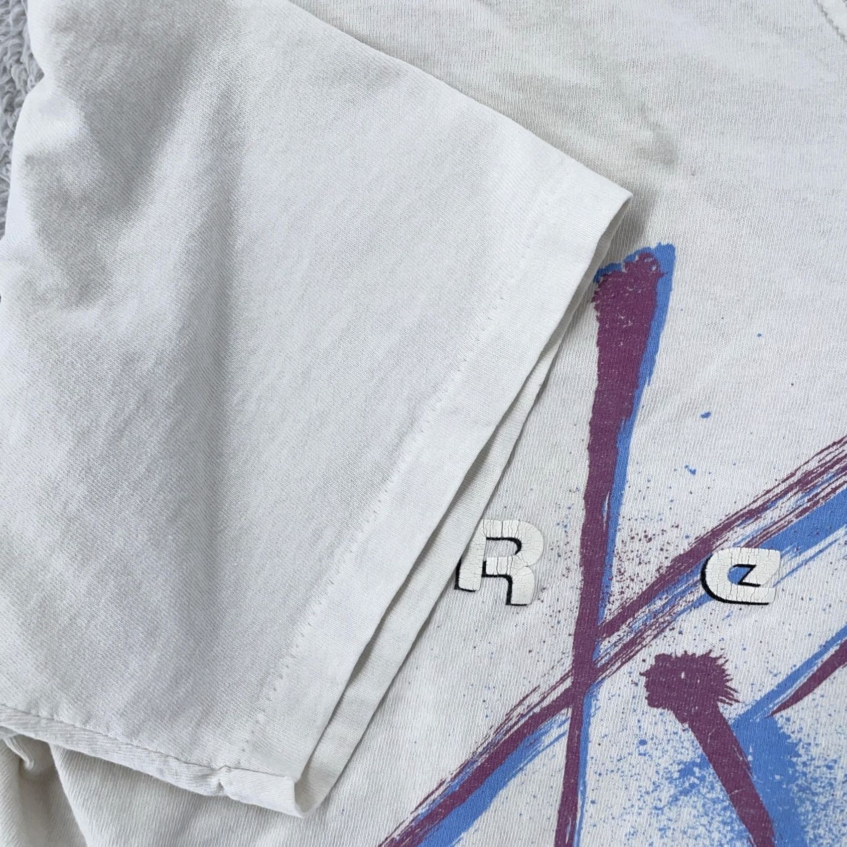 Reebok VINTAGE Reebok T-Shirt Graphic Print Crew Neck Short Sleeve White Large L Mens Boys? Size US L / EU 52-54 / 3 - 4 Thumbnail
