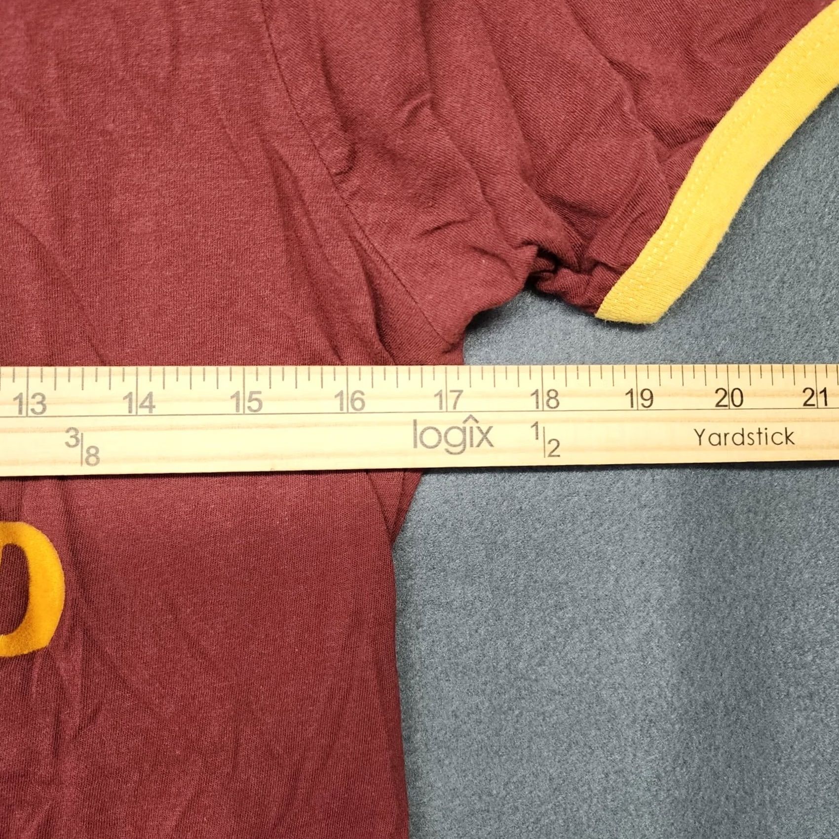 Junk Food VINTAGE Junk Food Cavaliers Shirt Womens Large I Love You Cleveland Cavs Fuzzy Retro Red Short Sleeve Pullover T-Shirt Ladies L Size L / US 10 / IT 46 - 6 Thumbnail