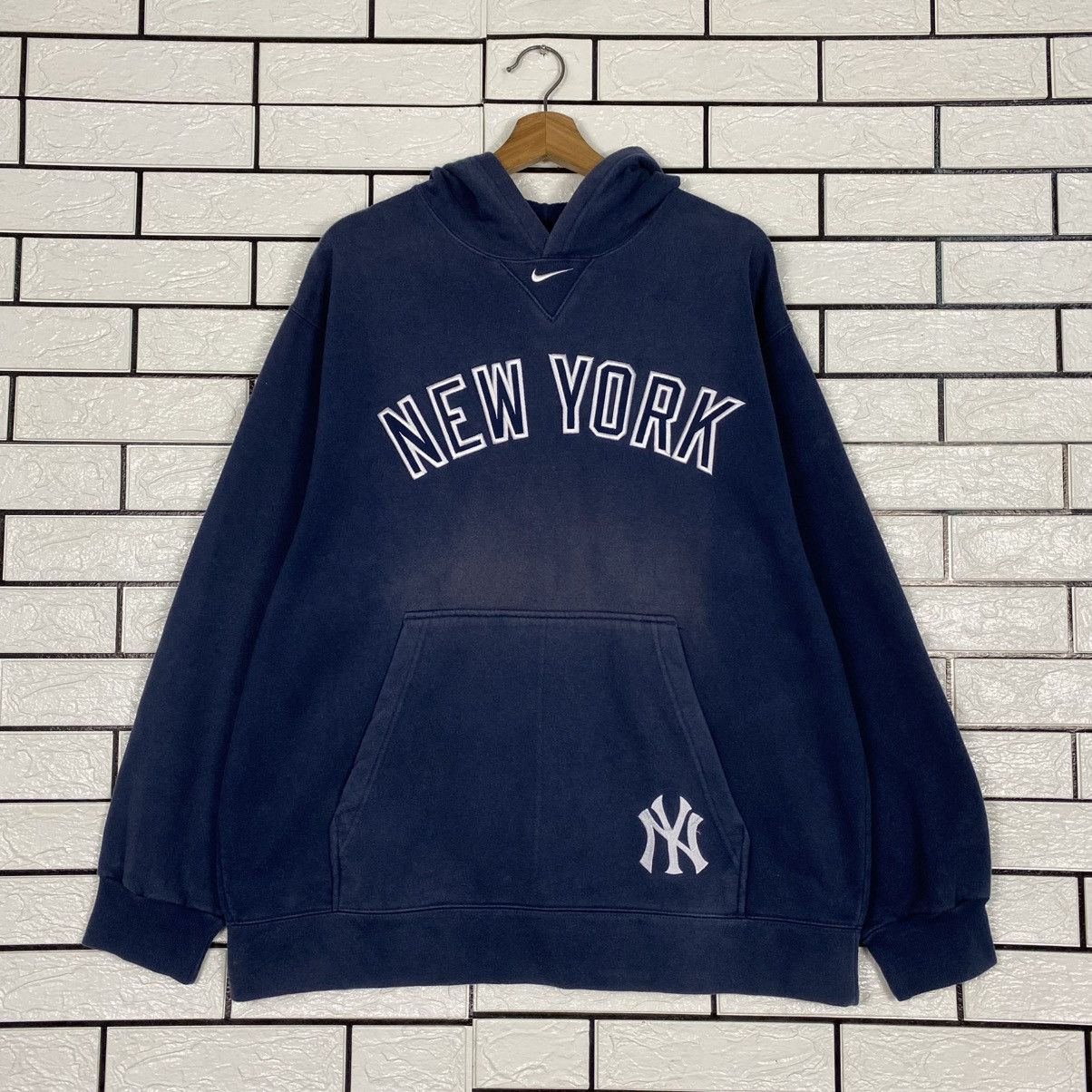 Nike 🔥SUN FADED DISTRESSED HOODIE NIKE MLB NEW YORK Size US M / EU 48-50 / 2 - 12 Thumbnail