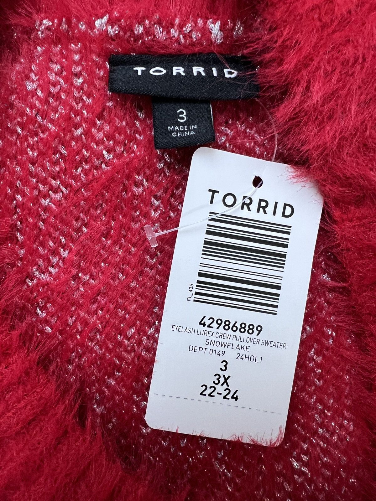 Torrid Torrid red fuzzy snowflake crewneck sweater size 3X Size 3XL / US 20-22 - 10 Thumbnail