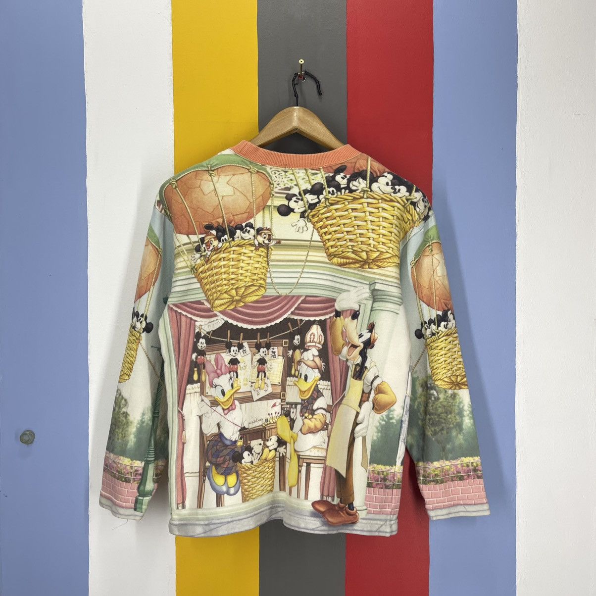 Disney Vintage TOKYO DISNEYLAND Sweatshirt Unisex #1983/13 Size US S / EU 44-46 / 1 - 9 Thumbnail
