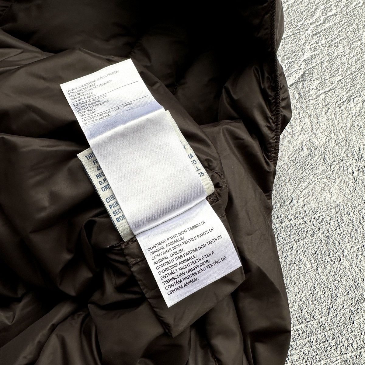 Moncler MONCLER Baby Down Sleeping Bag / Bunting – RRP $750 Size ONE SIZE - 20 Thumbnail