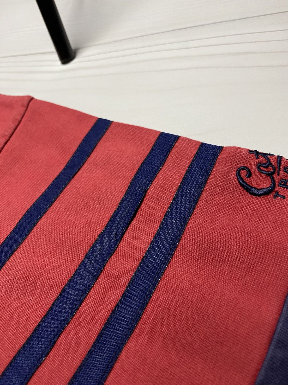 Cotton Traders Vintage England Cotton Traders 90’s home jersey longsleeve Size US XL / EU 56 / 4 - 13 Thumbnail