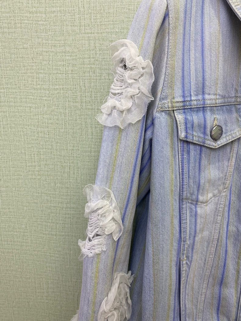 Chanel Chanel Chanel Falls Series Camellia Denim Jacket Size XS / US 0-2 / IT 36-38 - 2 Thumbnail
