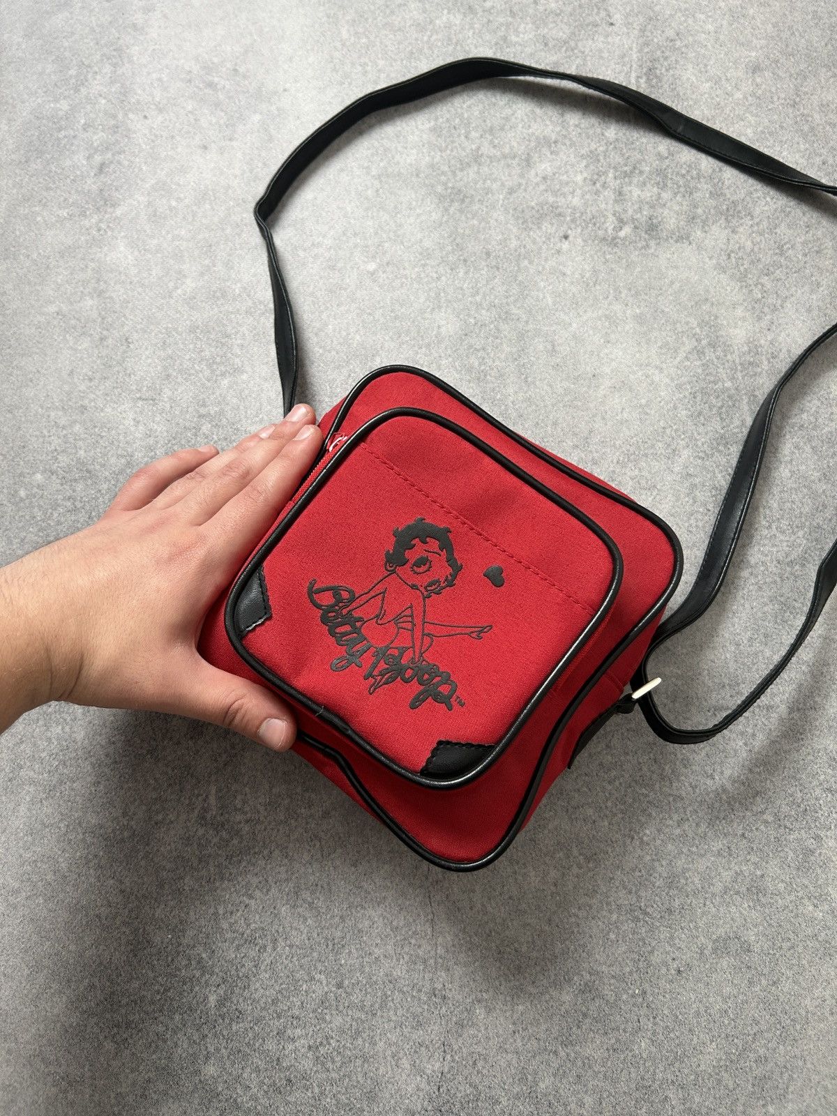 Disney Vintage Betty Bottom red Messenger bag y2k Size ONE SIZE - 3 Thumbnail
