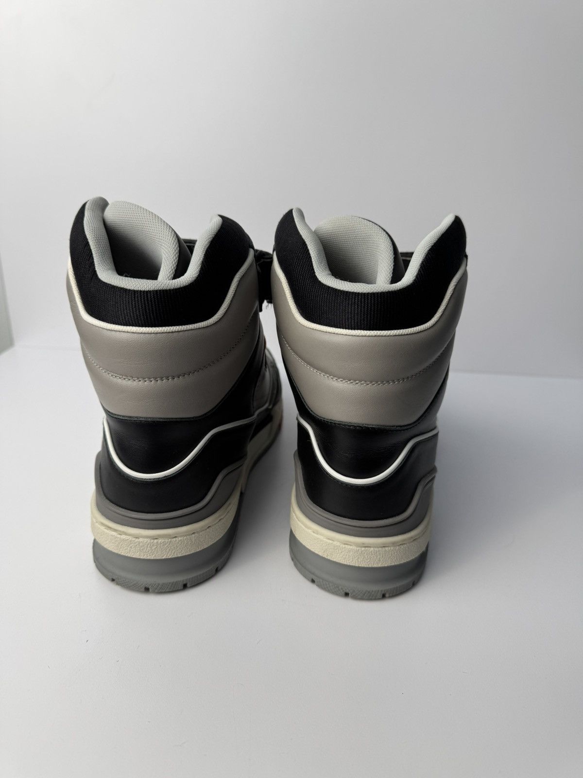 Louis Vuitton Louis Vuitton Virgil trainers high tops Size US 8.5 / EU 41-42 - 2 Thumbnail