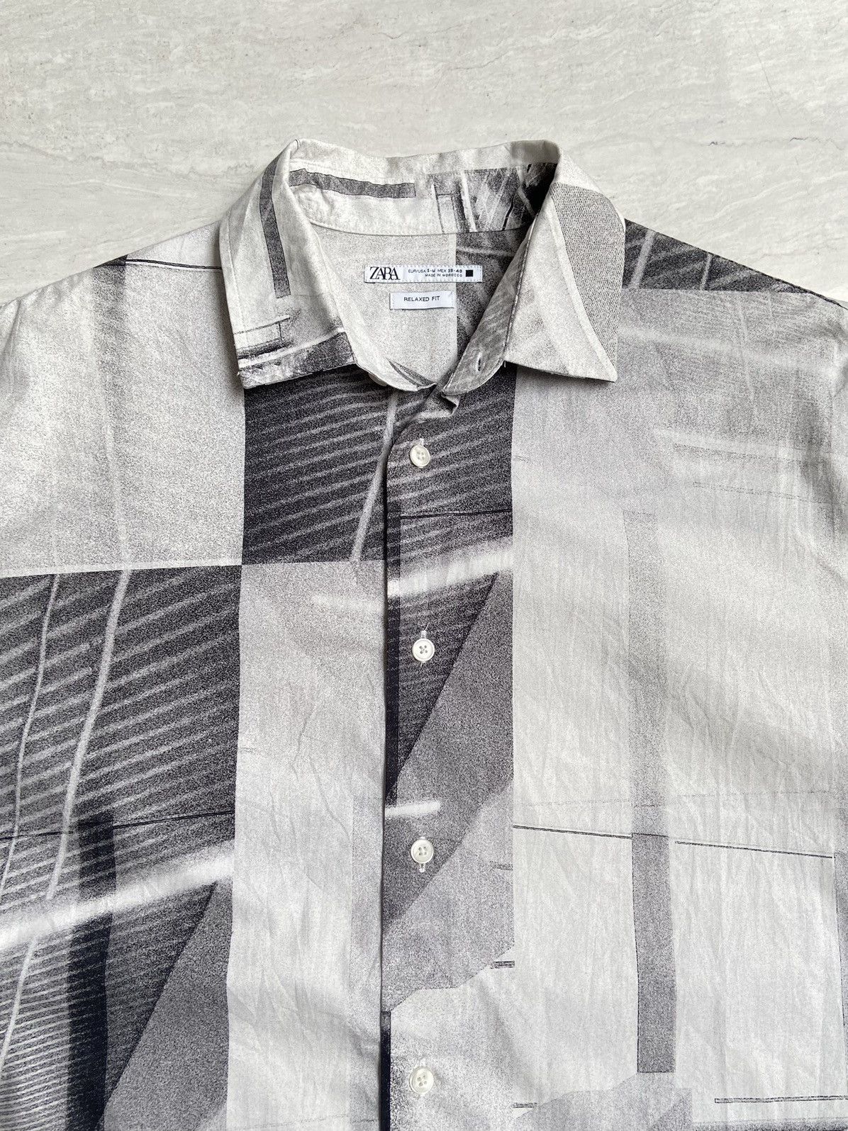 Zara ZARA Motive Shirt Size US XXL / EU 58 / 5 - 9 Thumbnail