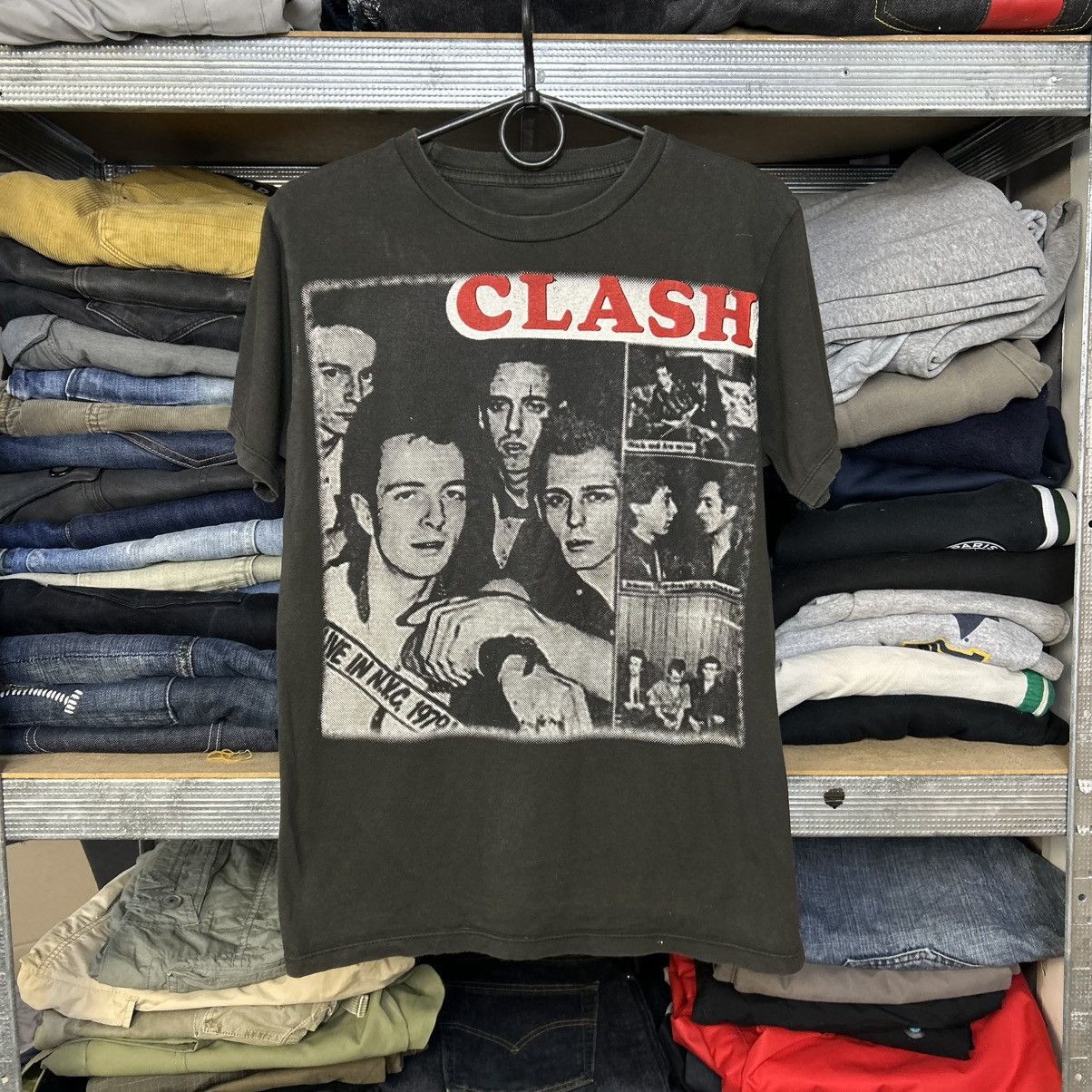 Band Tees Vintage The Clash Big Graphic Logo Black 90’s Rock Band tee Size US S / EU 44-46 / 1 - 1 Thumbnail