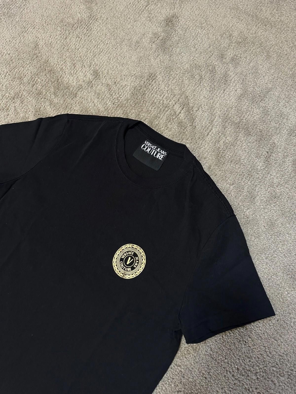 Versace Jeans Couture Versace Jeans Couture Logo T-Shirt Black Gold Size Larg Slim Size US L / EU 52-54 / 3 - 3 Thumbnail