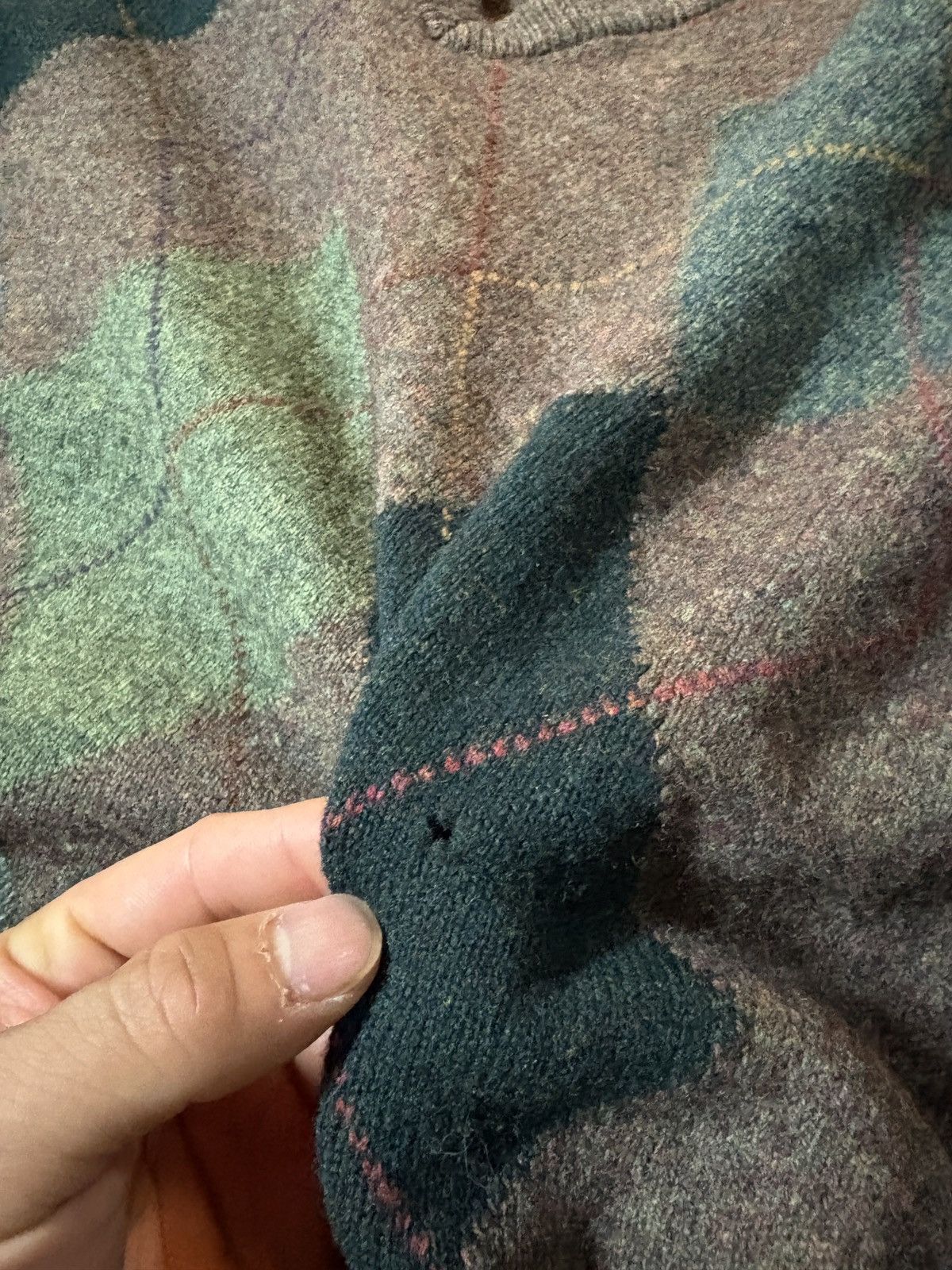 L.L. Bean Vintage 80’s L.L. Bean Argyle Lamb Wool Sweater V-Neck Brown Size US XL / EU 56 / 4 - 3 Thumbnail
