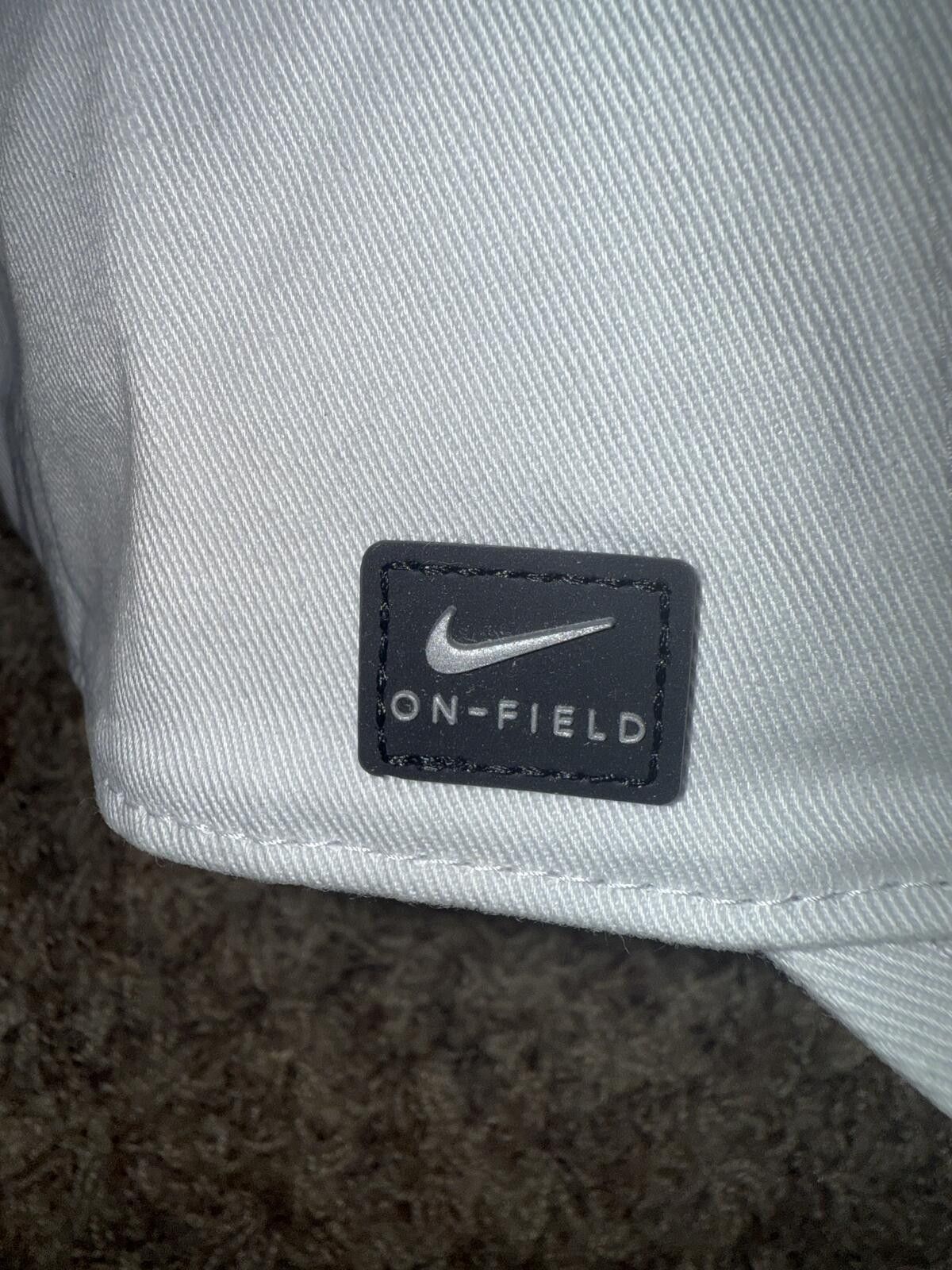 Nike Nike Men's Georgia Bulldogs White Heritage86 Arch Hat Sample Size ONE SIZE - 5 Thumbnail